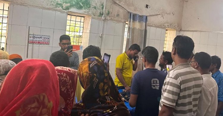 বাউফলে গলায় কলা আটকে তিন বছরের শিশুর মর্মান্তিক মৃত্যু